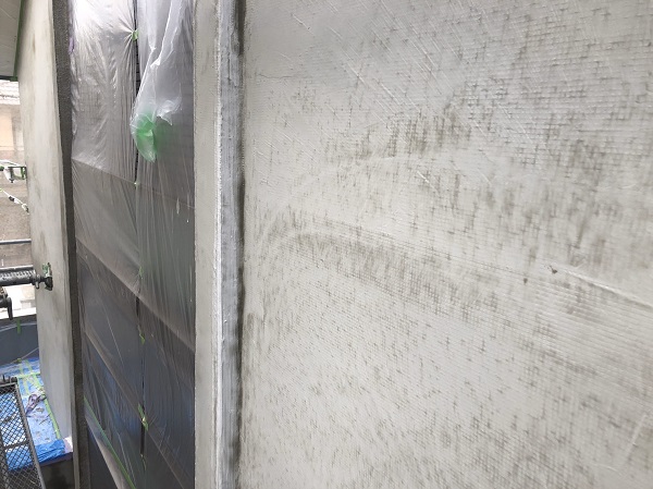 東京都東久留米市　外壁塗装　モルタル外壁　クラック防止用ネット　HSスーパーネット (1)