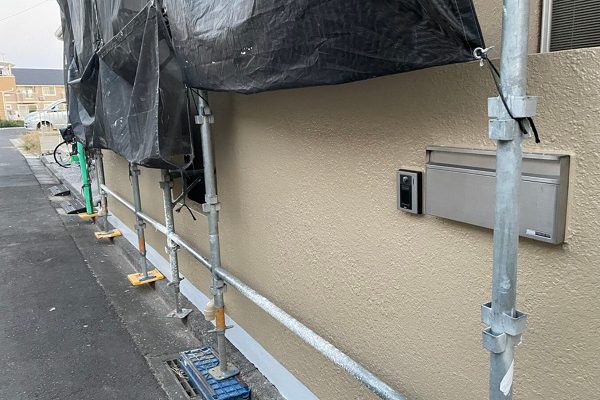 東京都東大和市　M様邸　外壁塗装　重ね塗りが必要な理由　アステック　リファイン1000 (1)