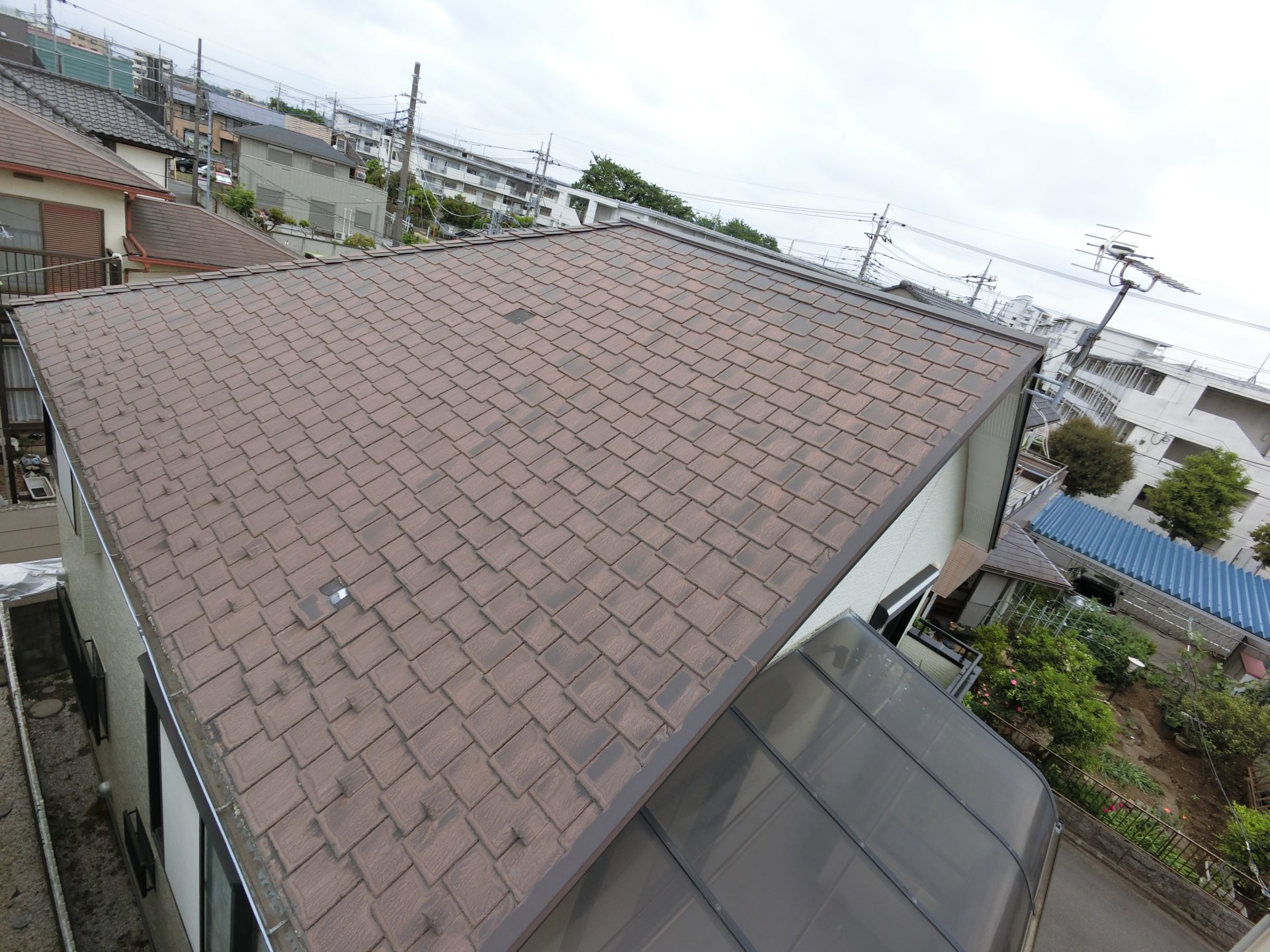 屋根も外壁もきれいになり、とても満足しています！【東京都立川市　W様邸】外壁塗装・屋根カバー工事