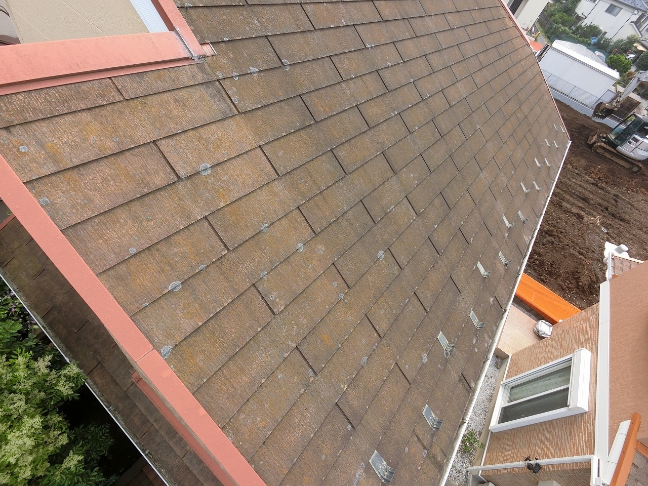 東京都武蔵村山市　S様邸　屋根カバー工事・外壁塗装工事　屋根の劣化症状　定期的な点検の実施をお勧めします