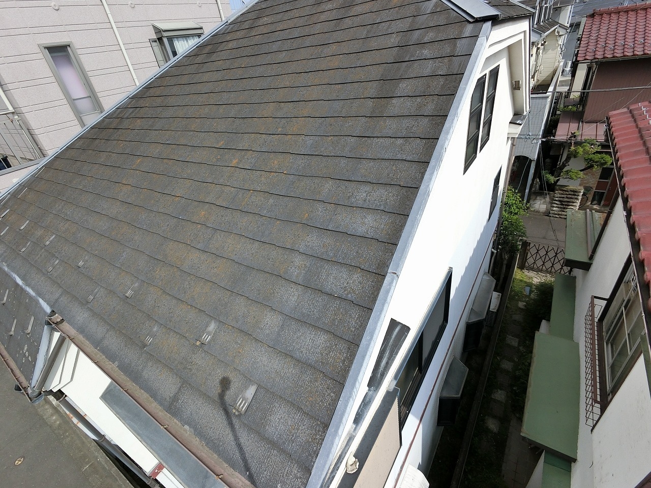 東京都東大和市　貸家　屋根塗装・外壁塗装工事　屋根ドローン調査　屋根の劣化症状