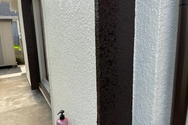 東京都東大和市　M様邸　外壁塗装工事　木部は腐食する前に塗装が必要！