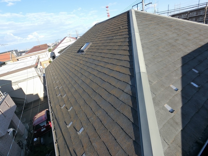 過酷な環境にある屋根こそ下地処理は徹底的に‼︎