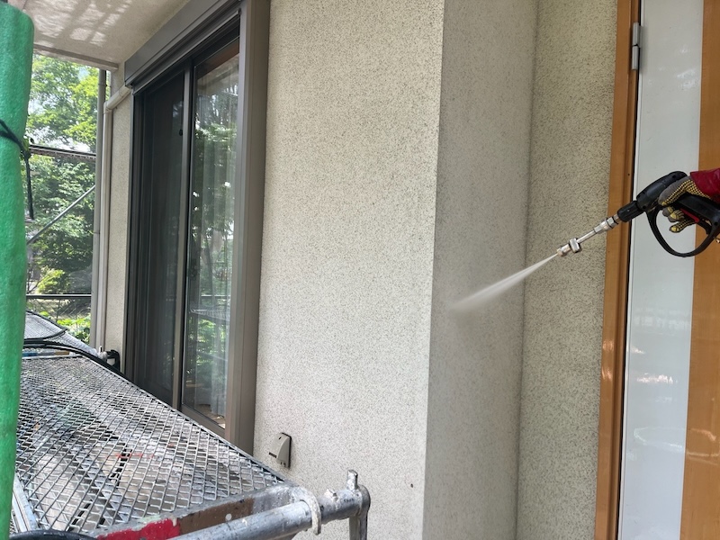 外壁塗装の高圧洗浄とは？洗浄する目的や注意点について解説します！