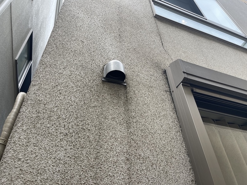 T様から屋根と外壁の塗装工事のご依頼！施工前と洗浄作業をレポート！｜東京都小平市