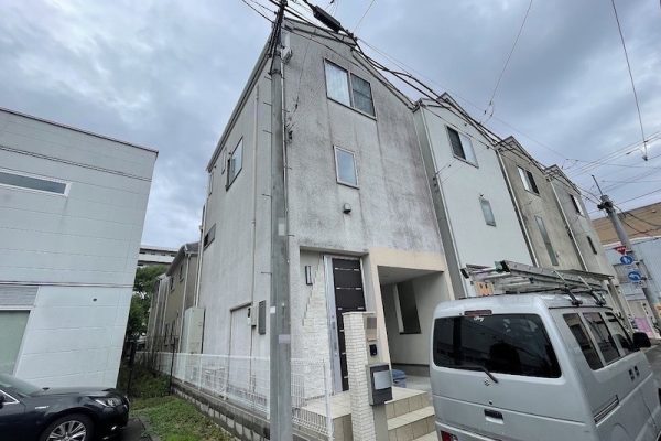 T様から屋根と外壁の塗装工事のご依頼！施工前と劣化症状をレポート！｜東京都小平市