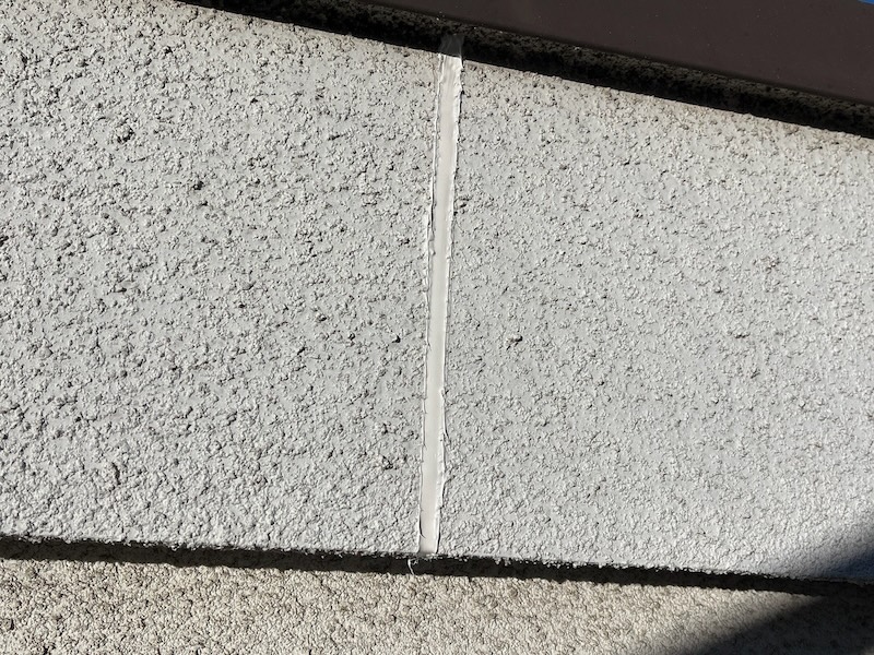 外壁に発生したクラックを補修しました！｜東京都小平市