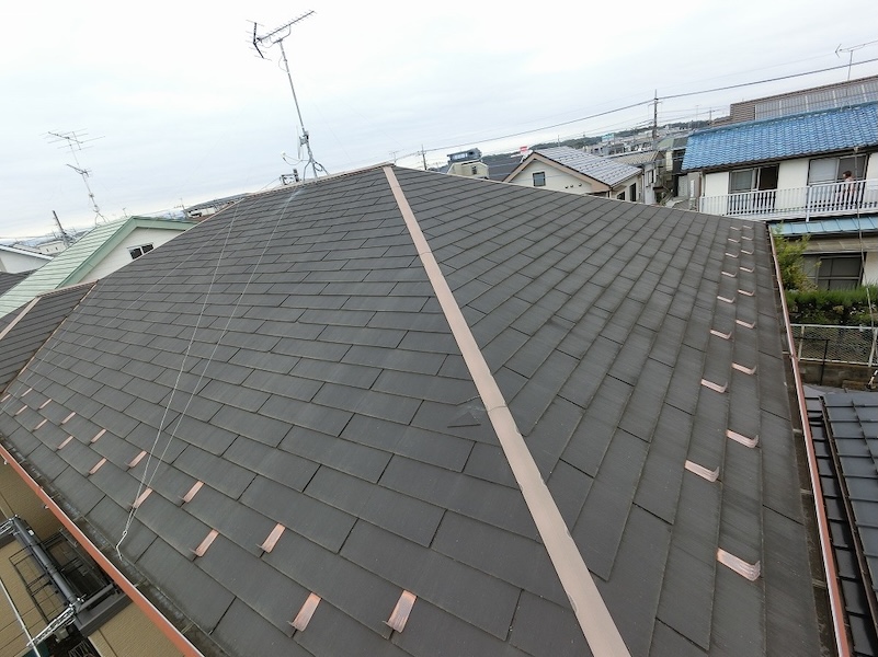 東京都東大和市 U様邸 屋根カバー工事・外壁塗装工事「屋根工事の提案やその説明の詳細があり、工事を終えるまでずっと丁寧な対応でした」