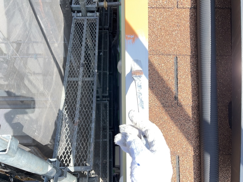 東京都小平市|縦樋の塗装と屋根水切りを塗装、アスファルトシングルでも板金の塗装は必要!