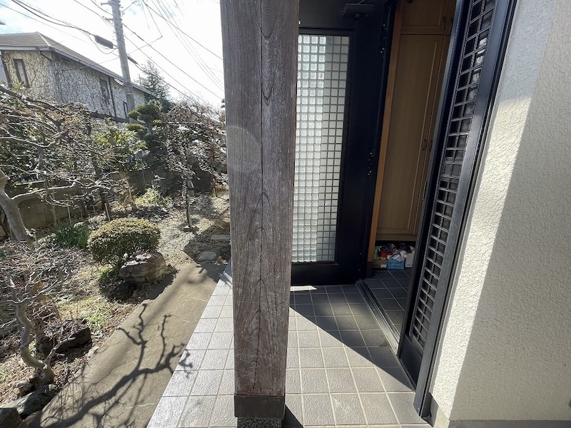 東京都東大和市 H様邸 外壁塗装・屋根漆喰補強工事「家の工事のことで詳しく説明があり、わかりやすかったです。出来栄えも満足しています」